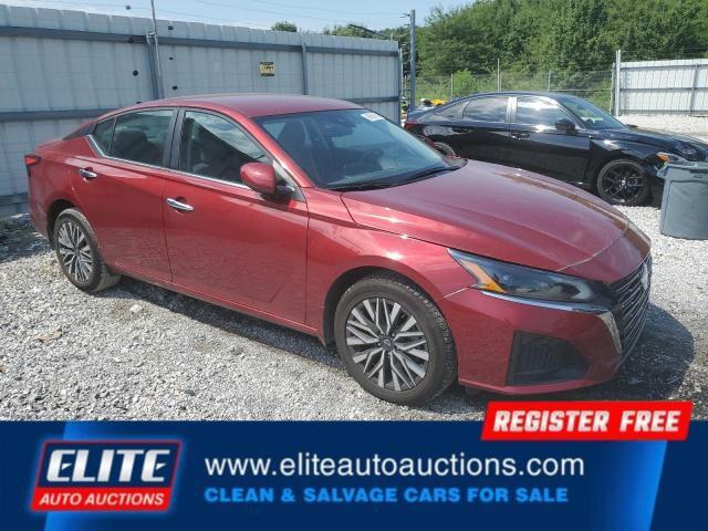 used 2023 Nissan Altima car, priced at $5,969