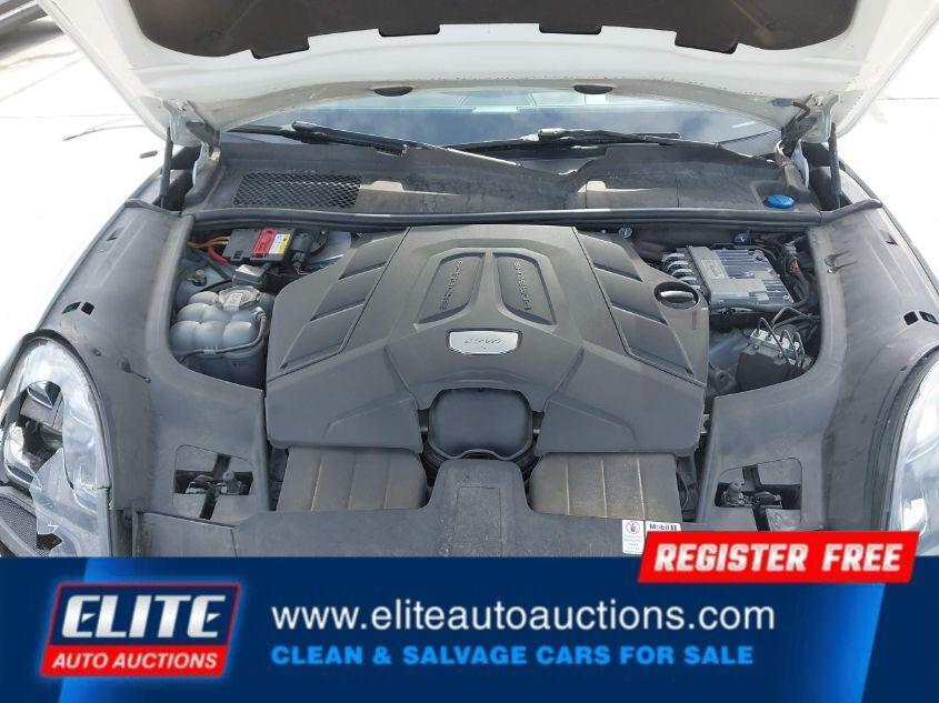 used 2022 Porsche Cayenne car