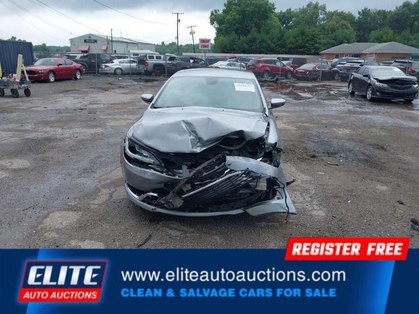 used 2016 Chrysler 200 car, priced at $900