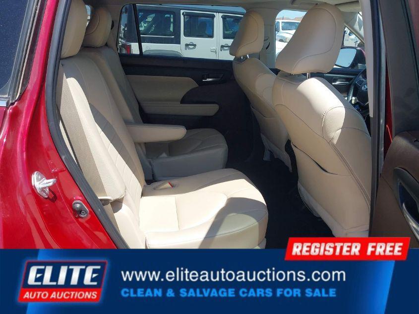 used 2021 Toyota Highlander car