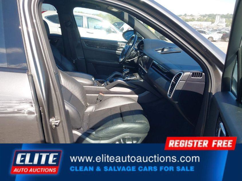 used 2019 Porsche Cayenne car