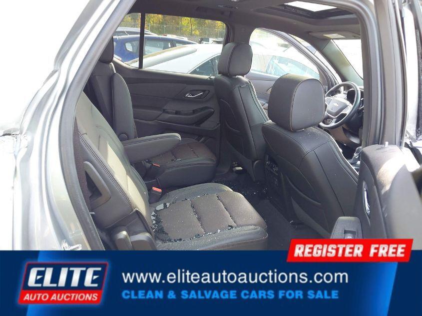 used 2023 Chevrolet Traverse car