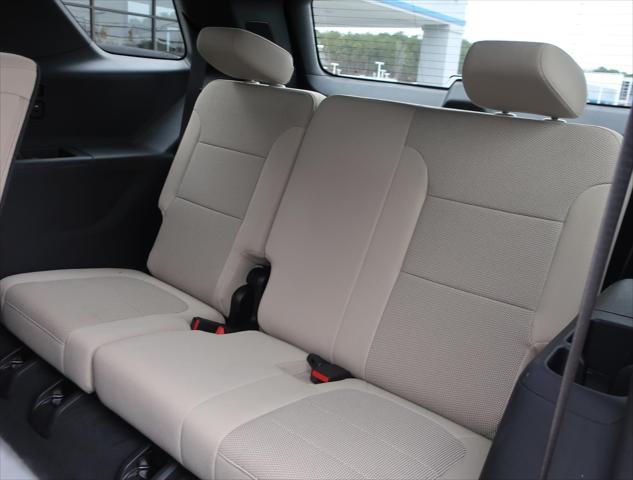 used 2023 Chevrolet Traverse car, priced at $30,700