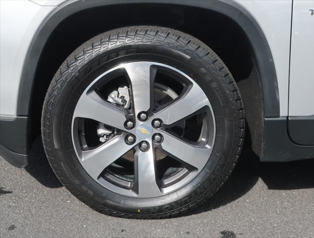 used 2021 Chevrolet Traverse car, priced at $33,996