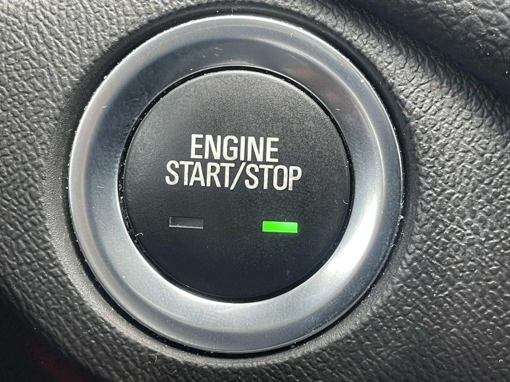 used 2022 Chevrolet Equinox car, priced at $21,300