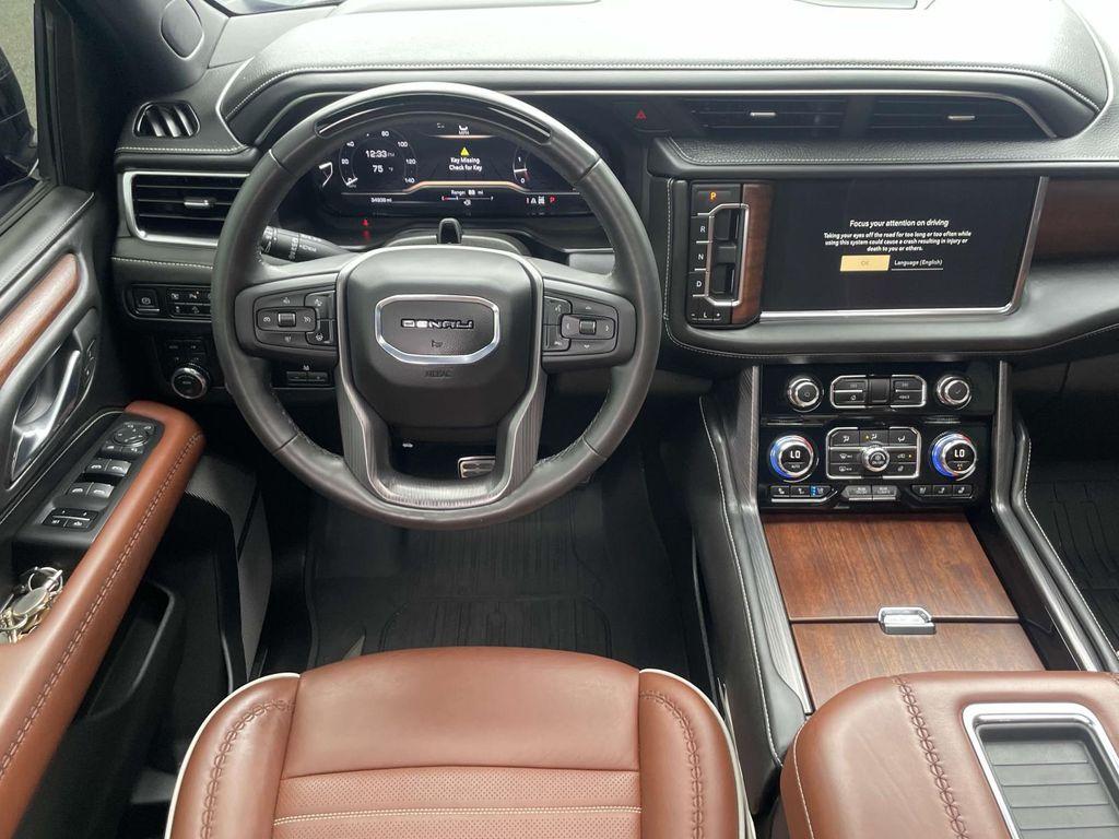 used 2024 GMC Yukon car, priced at $81,900