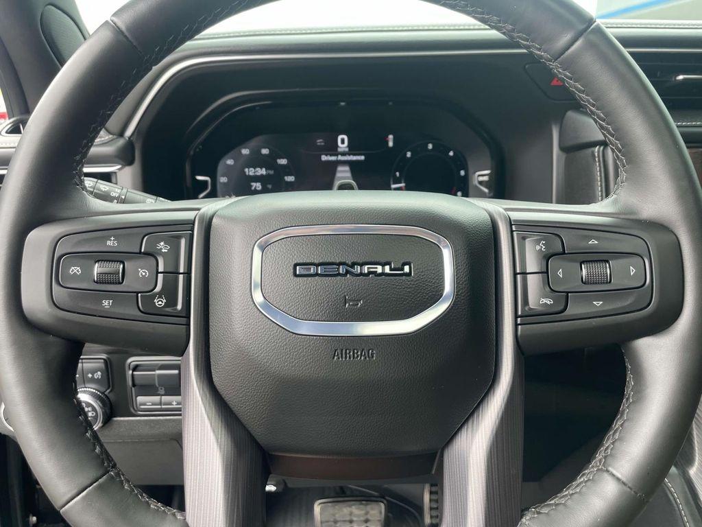 used 2024 GMC Yukon car, priced at $81,900