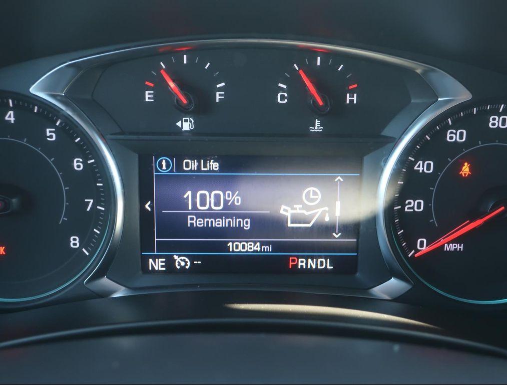 used 2022 Chevrolet Equinox car, priced at $22,900