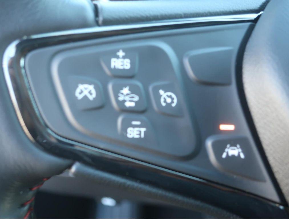used 2022 Chevrolet Equinox car, priced at $22,900