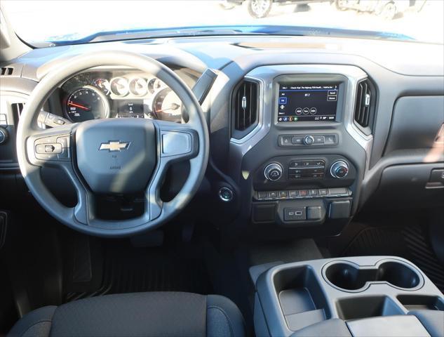 new 2025 Chevrolet Silverado 1500 car, priced at $46,940