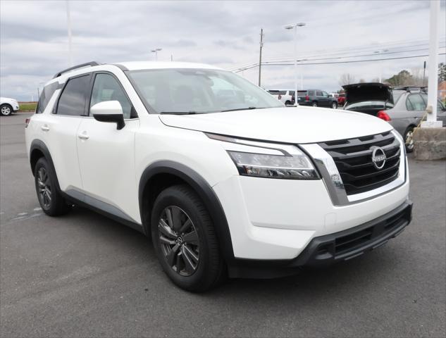 used 2022 Nissan Pathfinder car, priced at $27,985