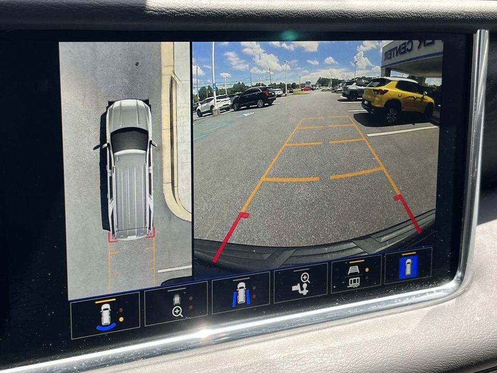 used 2023 GMC Yukon XL car, priced at $59,800