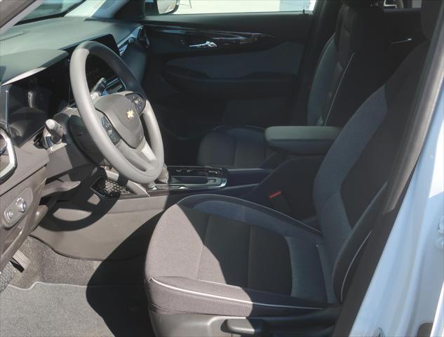 new 2025 Chevrolet TrailBlazer car, priced at $26,385
