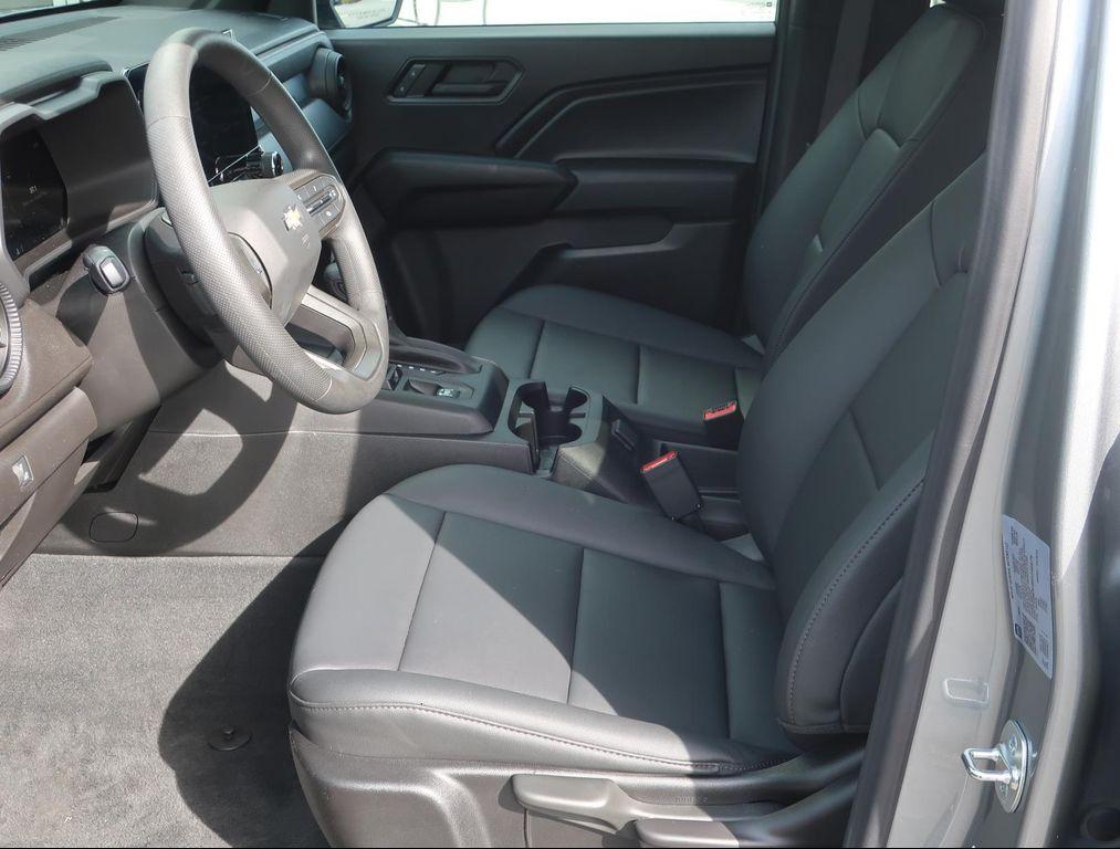 new 2024 Chevrolet Colorado car, priced at $29,560