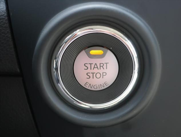used 2024 Nissan Titan car, priced at $37,400