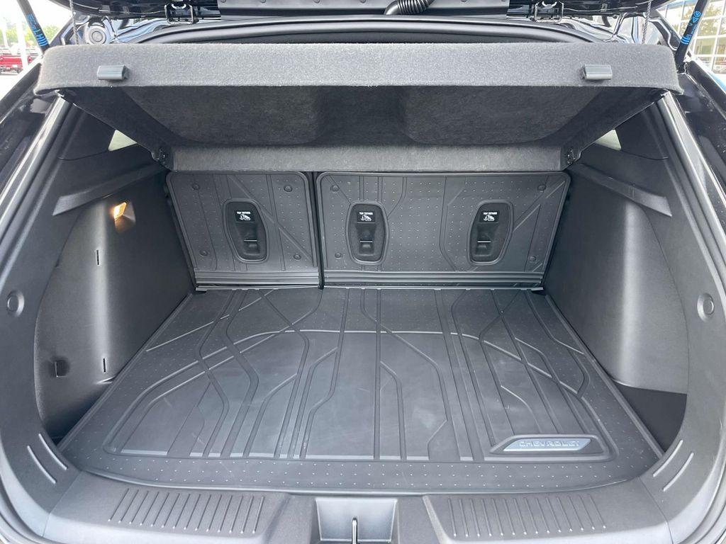 new 2025 Chevrolet Trax car, priced at $28,020