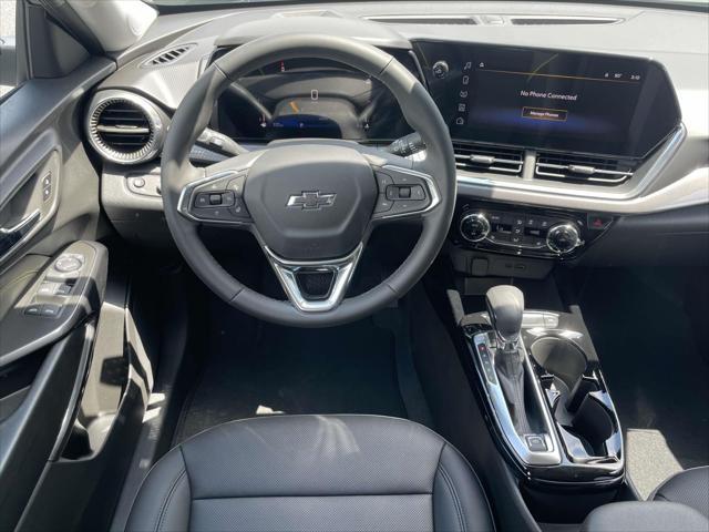 new 2025 Chevrolet Trax car, priced at $26,690