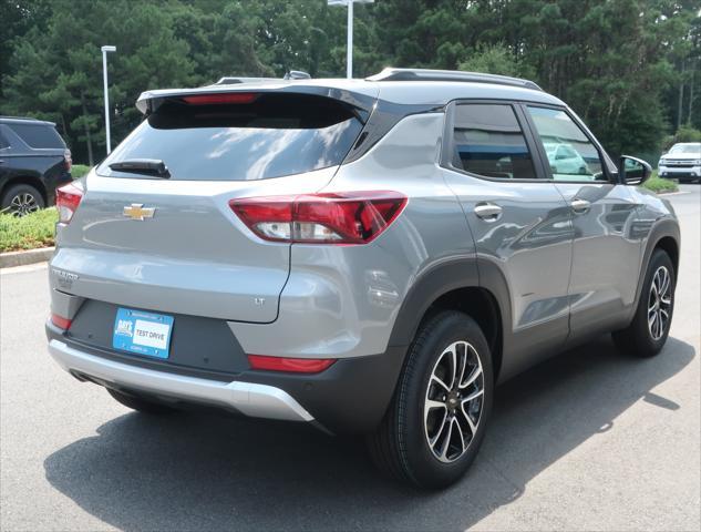 new 2025 Chevrolet TrailBlazer car, priced at $23,490