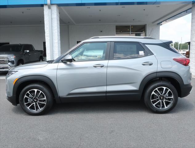 new 2025 Chevrolet TrailBlazer car, priced at $23,490