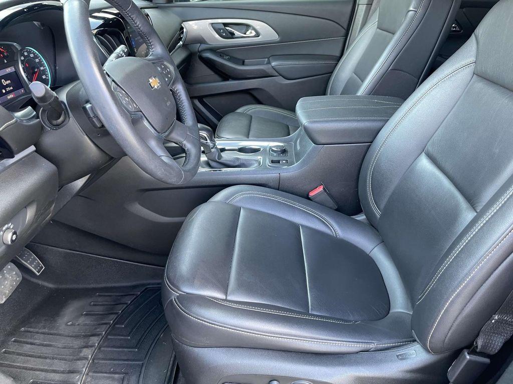 used 2022 Chevrolet Traverse car, priced at $25,995