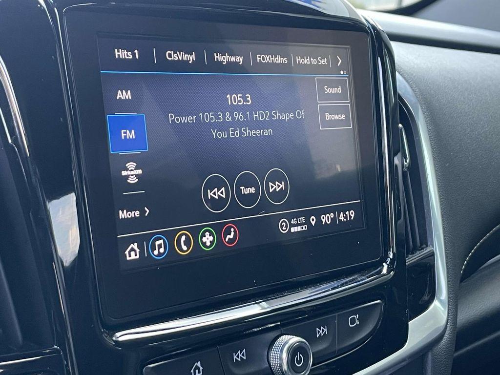 used 2022 Chevrolet Traverse car, priced at $25,995