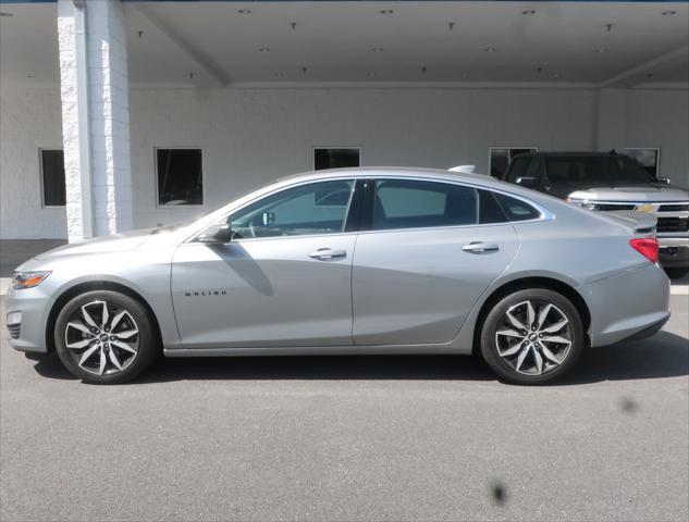 new 2024 Chevrolet Malibu car, priced at $23,095