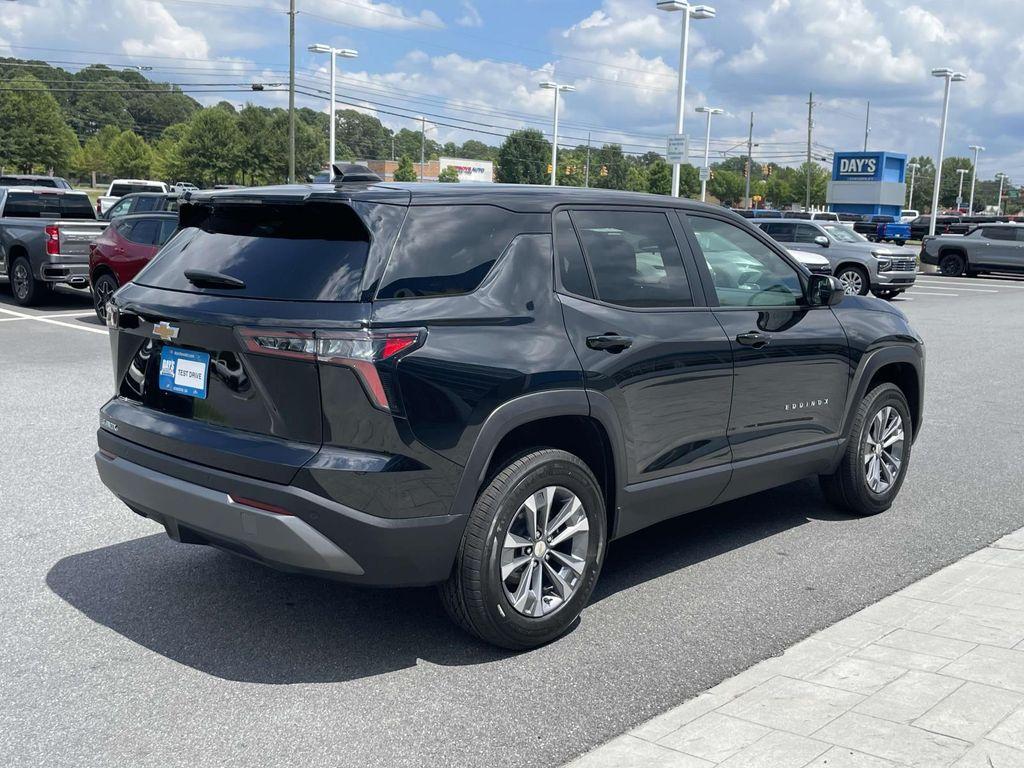 new 2026 Chevrolet Equinox car, priced at $29,995
