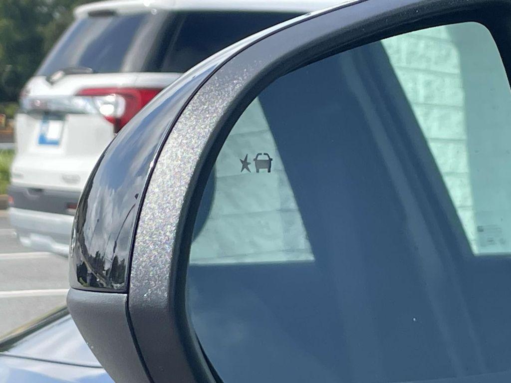 used 2024 Buick Encore GX car, priced at $21,900