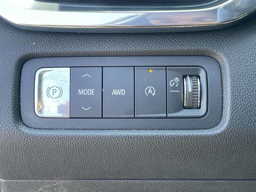 used 2024 GMC Acadia car, priced at $41,995
