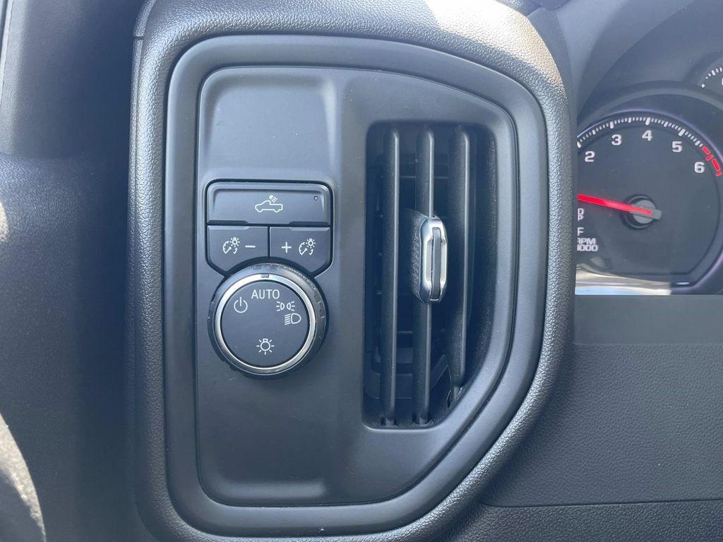 used 2024 Chevrolet Silverado 1500 car, priced at $30,700