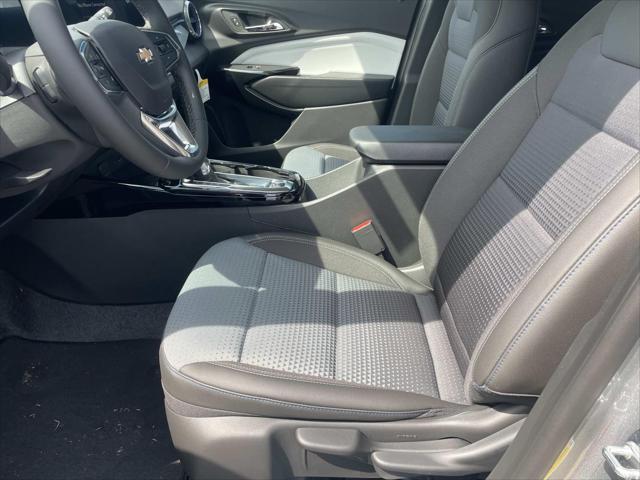 new 2025 Chevrolet Trax car, priced at $26,380