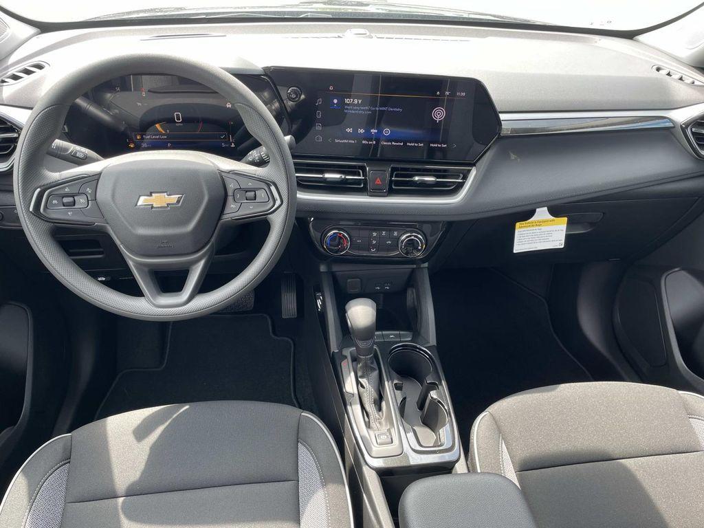 new 2025 Chevrolet TrailBlazer car, priced at $25,990