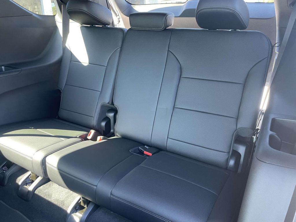 new 2026 Chevrolet Traverse car, priced at $59,183