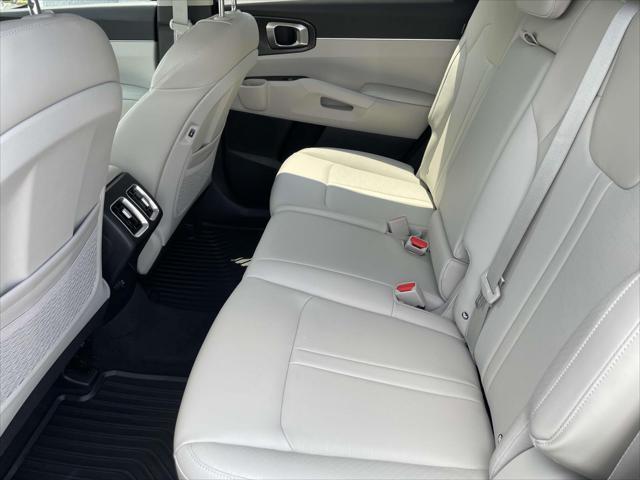 used 2025 Kia Sorento car, priced at $33,995