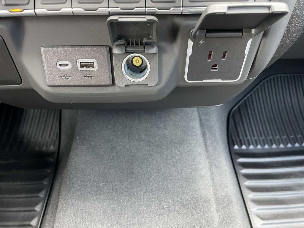 new 2025 Chevrolet Silverado 1500 car, priced at $47,140