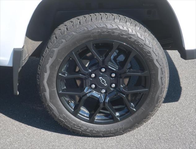 new 2024 Chevrolet Colorado car, priced at $51,680