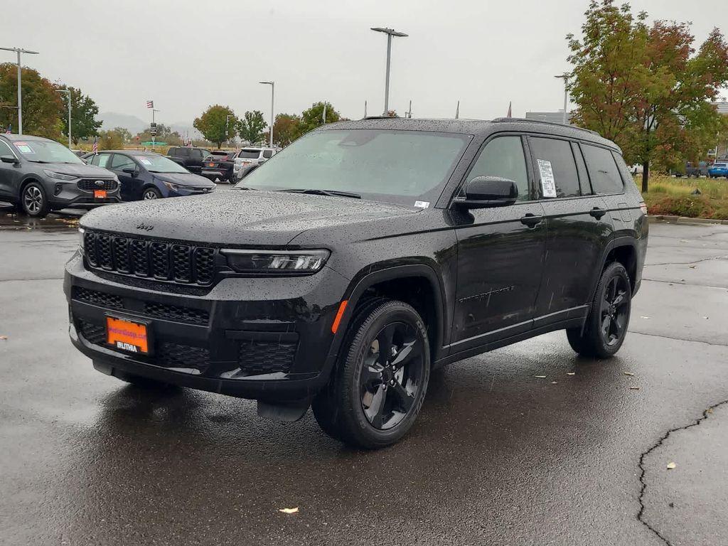 new 2025 Jeep Grand Cherokee L car, priced at $42,999