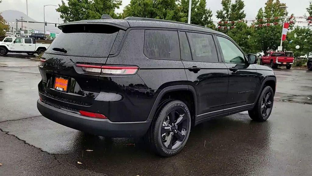 new 2025 Jeep Grand Cherokee L car, priced at $42,999