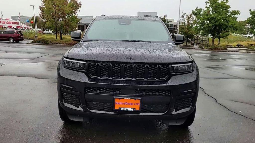new 2025 Jeep Grand Cherokee L car, priced at $42,999