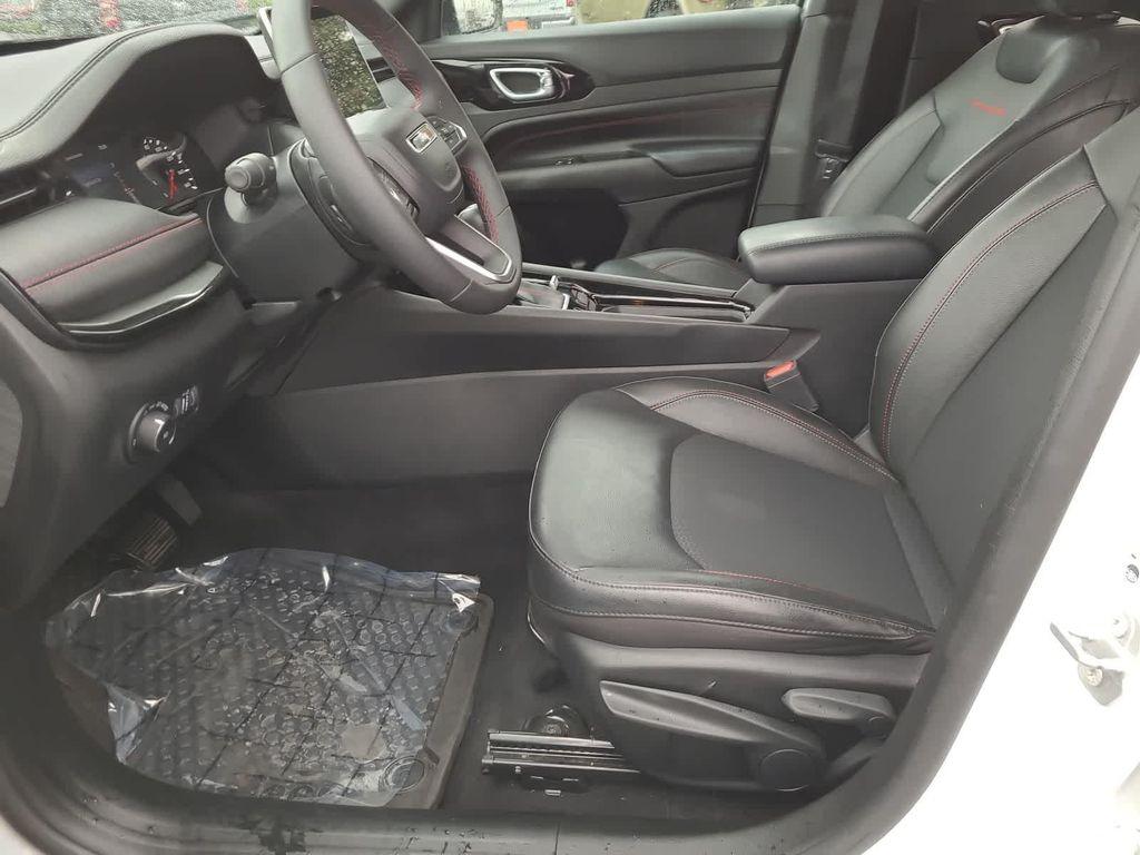 used 2023 Jeep Compass car, priced at $26,498