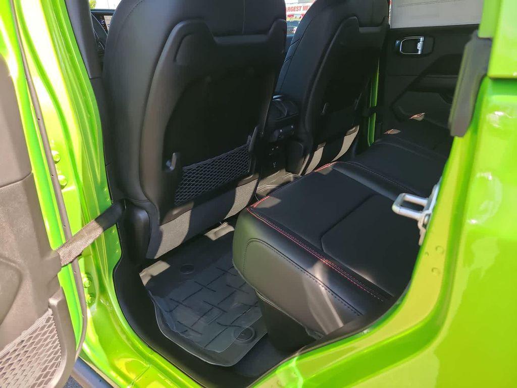 new 2025 Jeep Gladiator car, priced at $50,999