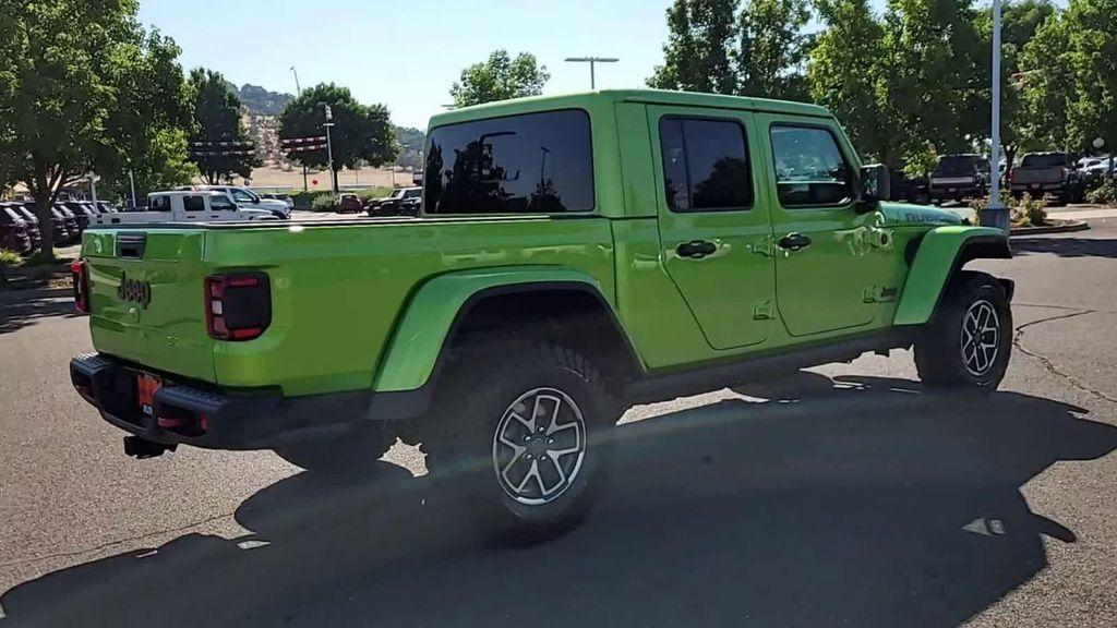 new 2025 Jeep Gladiator car, priced at $50,999