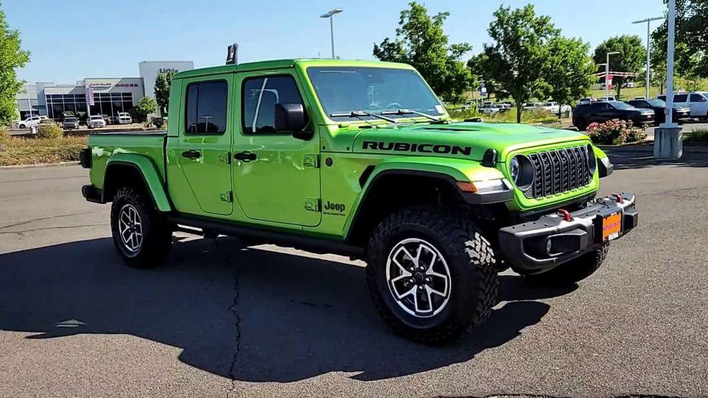 new 2025 Jeep Gladiator car, priced at $50,999