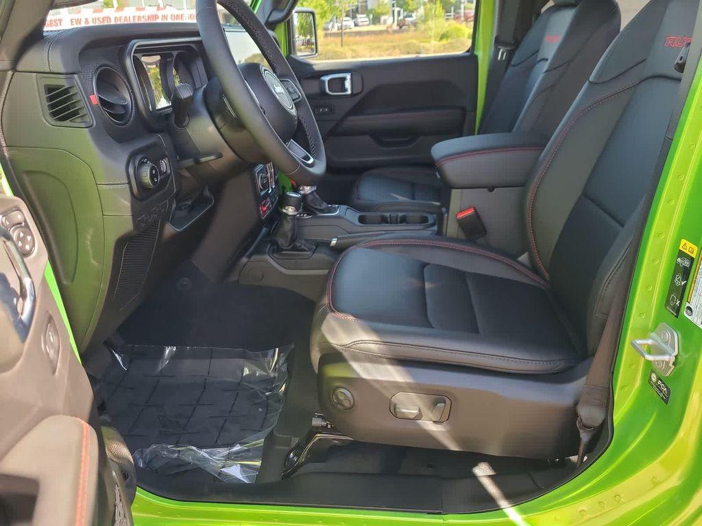 new 2025 Jeep Gladiator car, priced at $50,999