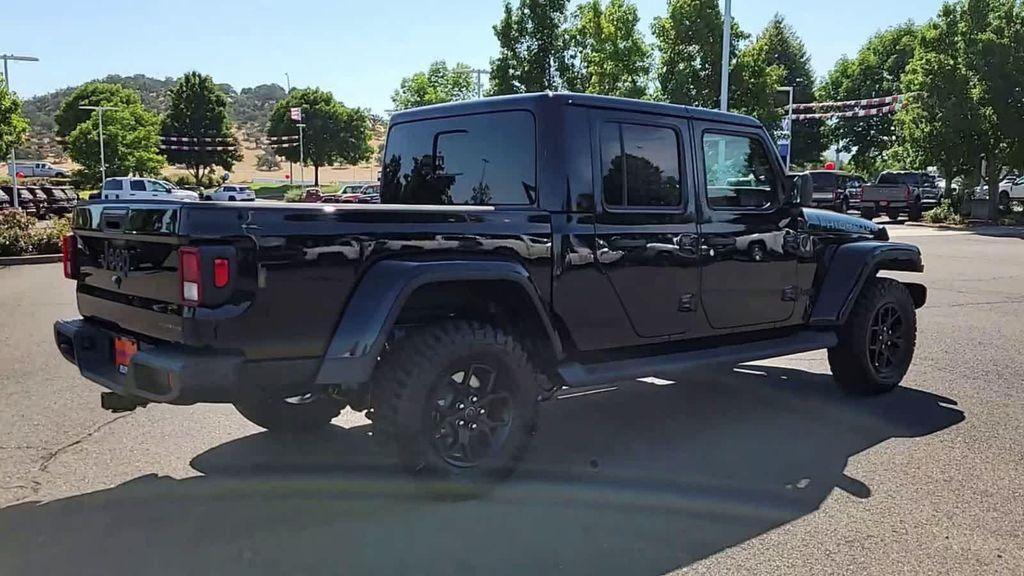 new 2025 Jeep Gladiator car, priced at $41,999
