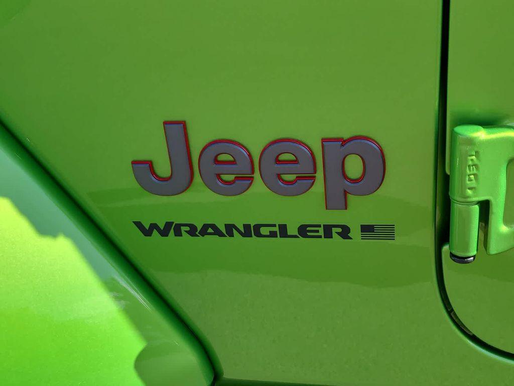 new 2025 Jeep Wrangler car, priced at $69,085