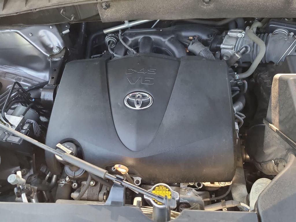 used 2017 Toyota Highlander car, priced at $24,498