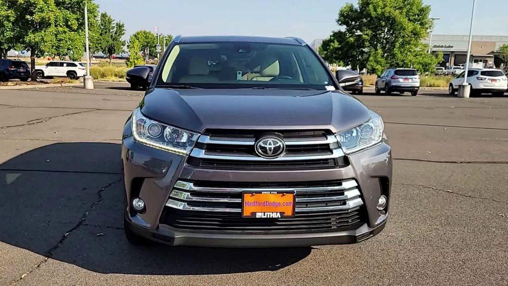 used 2017 Toyota Highlander car, priced at $24,498