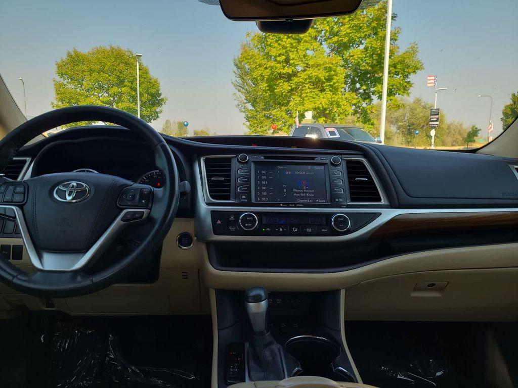 used 2017 Toyota Highlander car, priced at $24,498