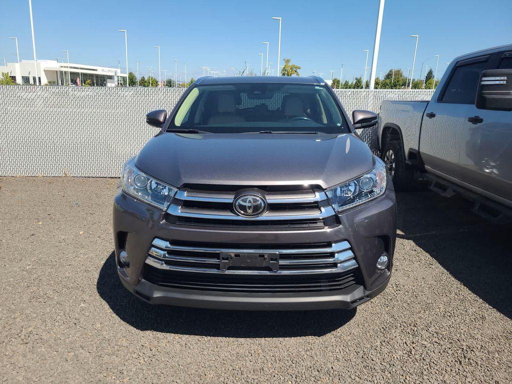 used 2017 Toyota Highlander car, priced at $28,998